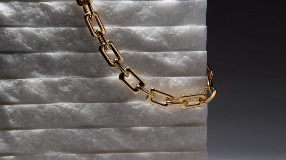 The Monaco Chain: Why This Style Has Become a Modern Classic