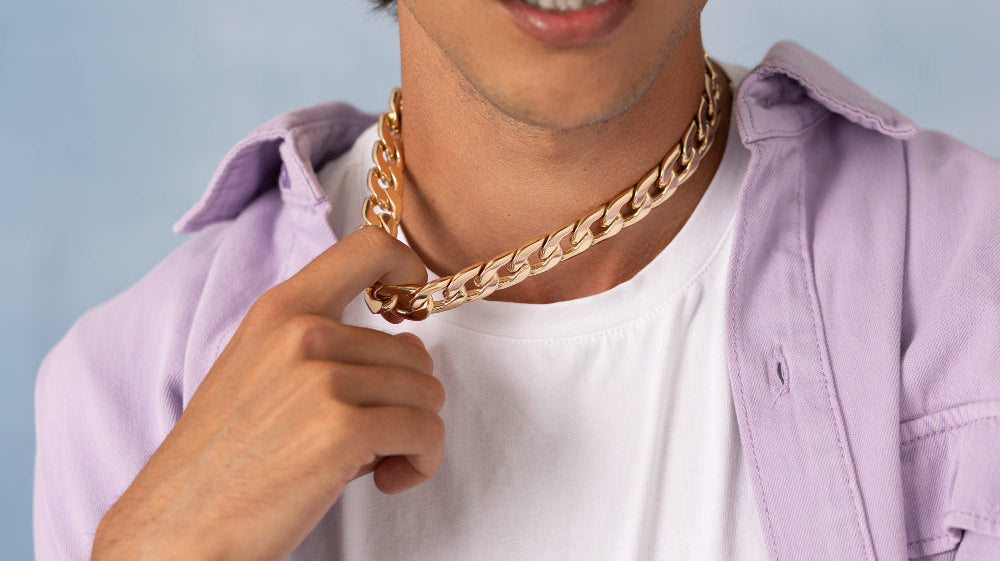 What to Look for When Buying a Men's Gold Chain