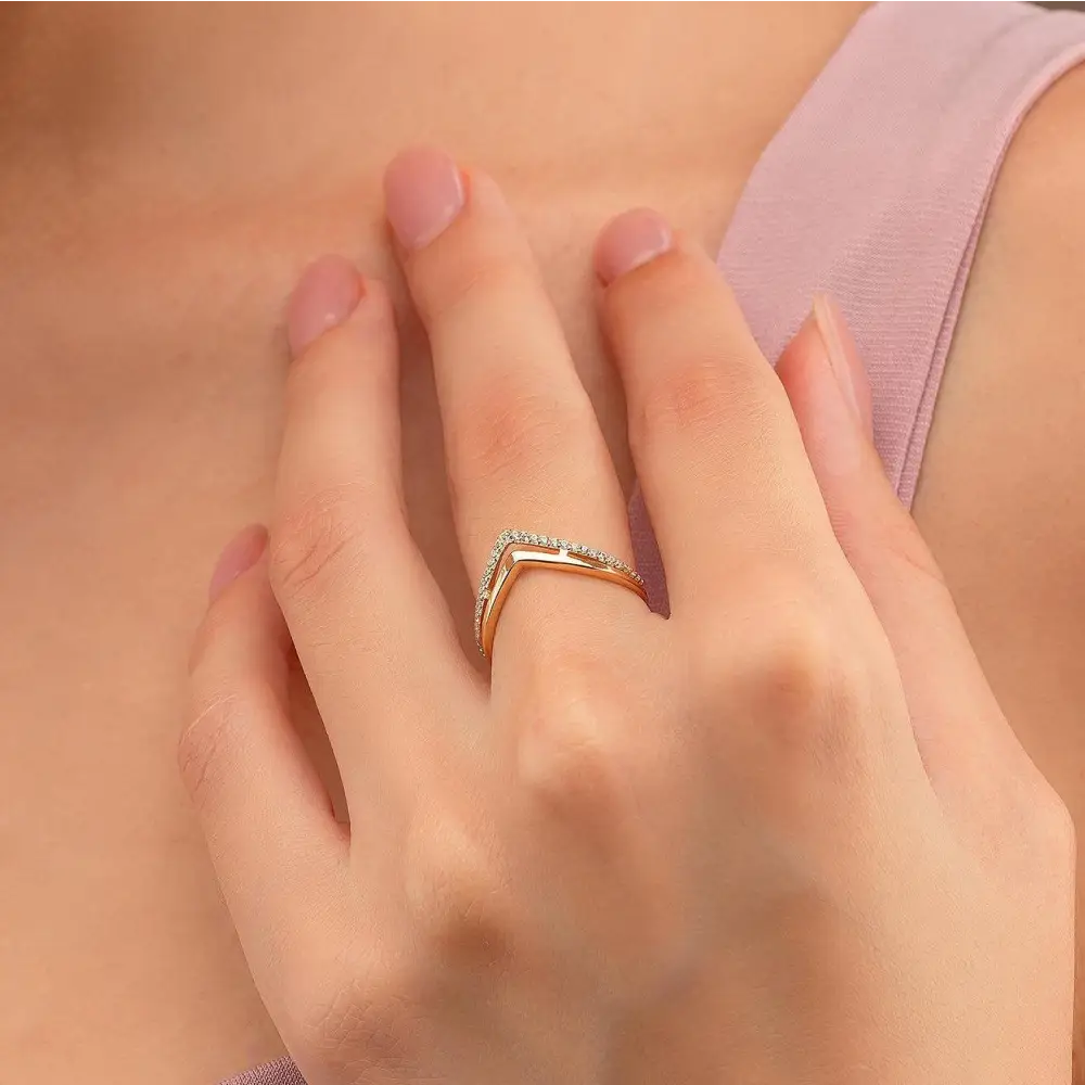 14K Handmade Gold V-Shaped Diamond Ring Elegant Twisted Design with Sparkling Stones