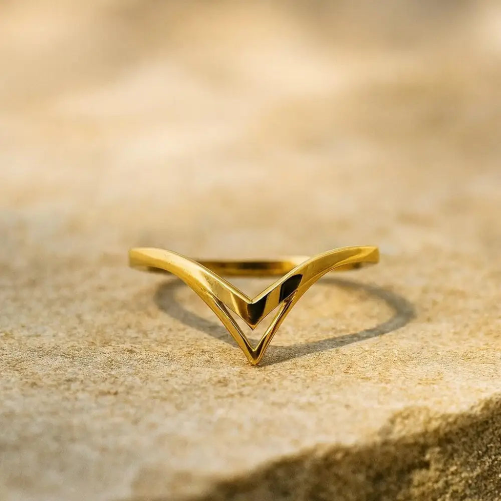 14K Solid Gold Chevron Ring Wavy Wedding Band Wishbone Ring