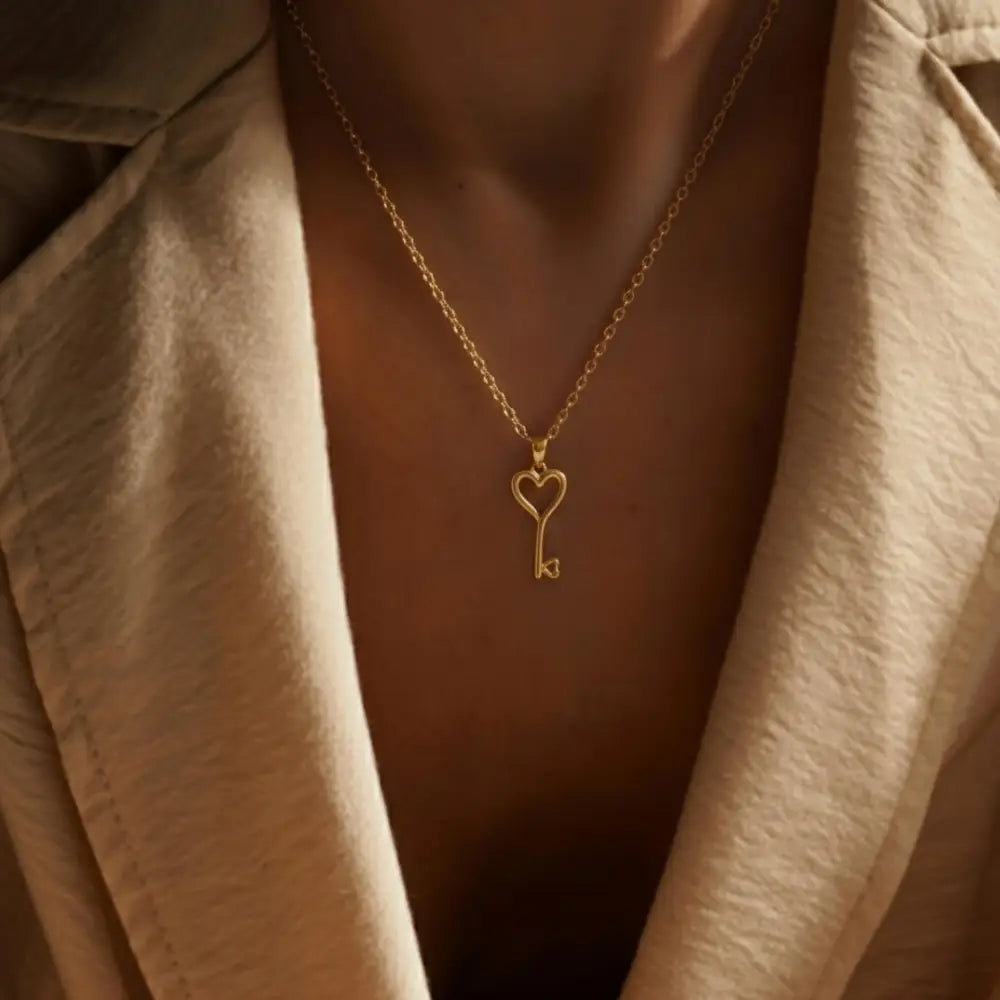 14K Solid Gold Heart Key Pendant Necklace Romantic Love Symbol Jewelry - Jewelry