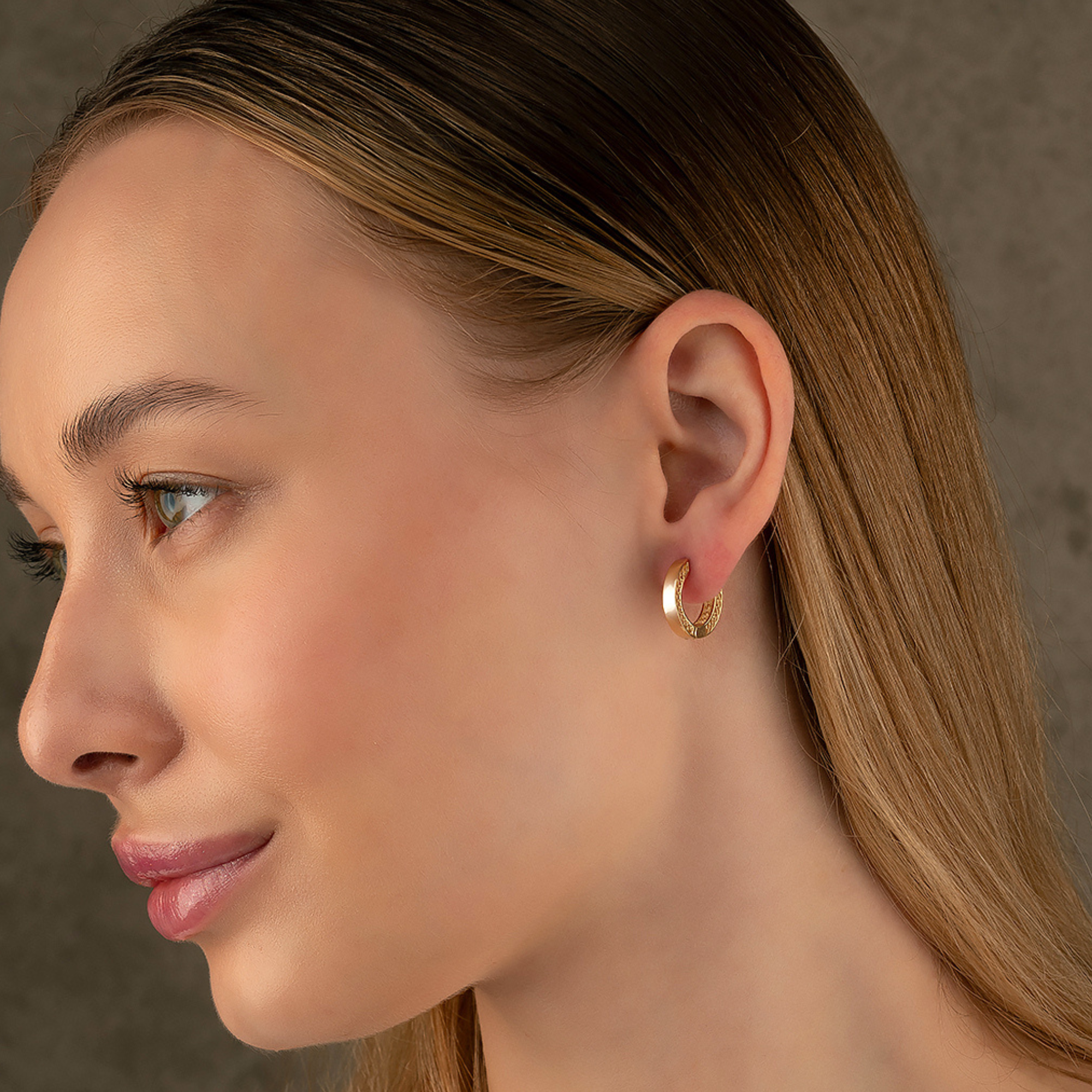 14K Solid Gold Hoop Huggie Earrings – 11mm Chunky Stacking Everyday Hoops for Women - Hoop Earrings