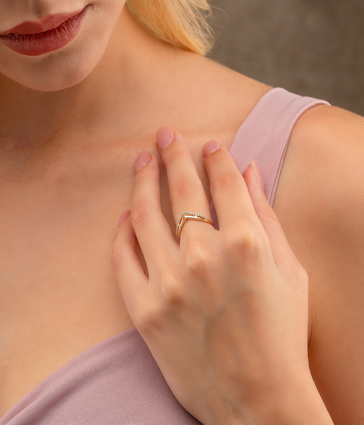 14K Solid Gold V Shaped CZ Chevron Ring - Rings