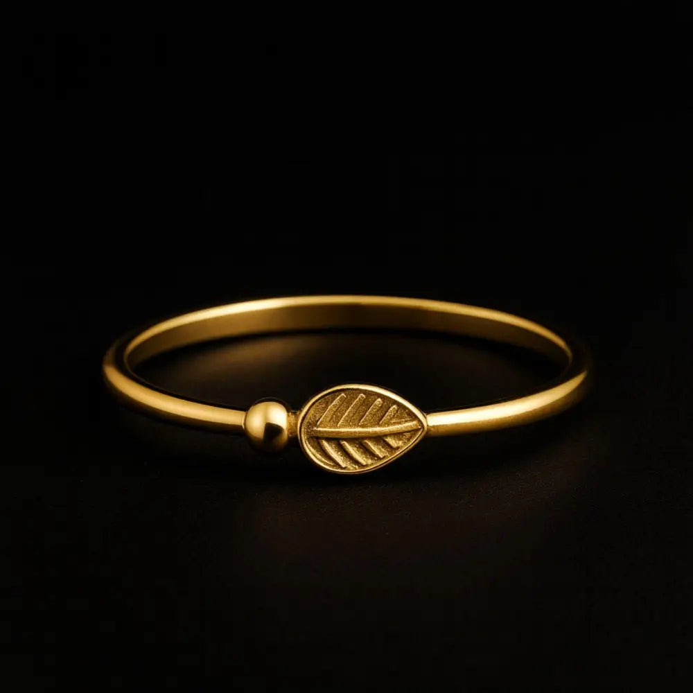 14K Yellow Gold Floral Leaf Band Ring Nature Inspired Wedding Jewelry