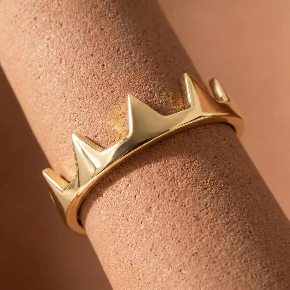 Gold Crown Spike Ring Modern Minimal Band with Bold Geometric Peaks Trendy Statement Design
