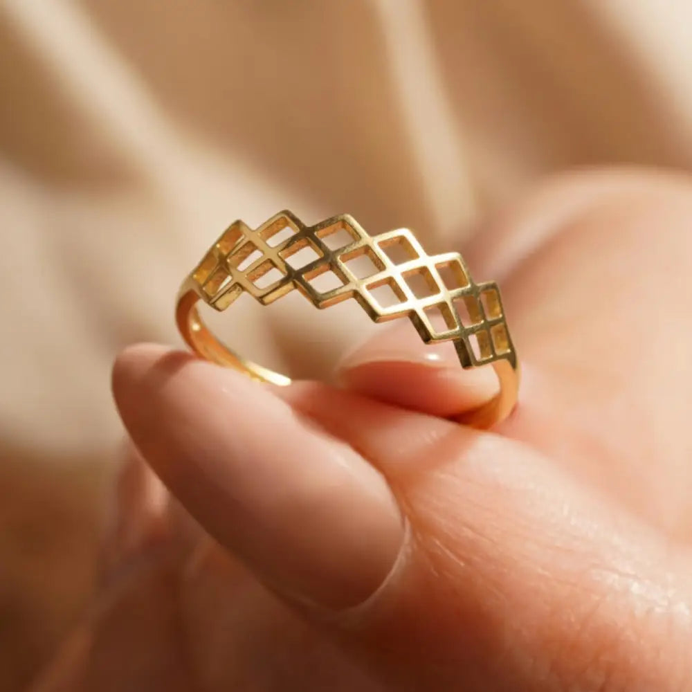 Handcrafted 14K Gold Interwoven Lattice Ring Elegant Geometric Jewelry for Women