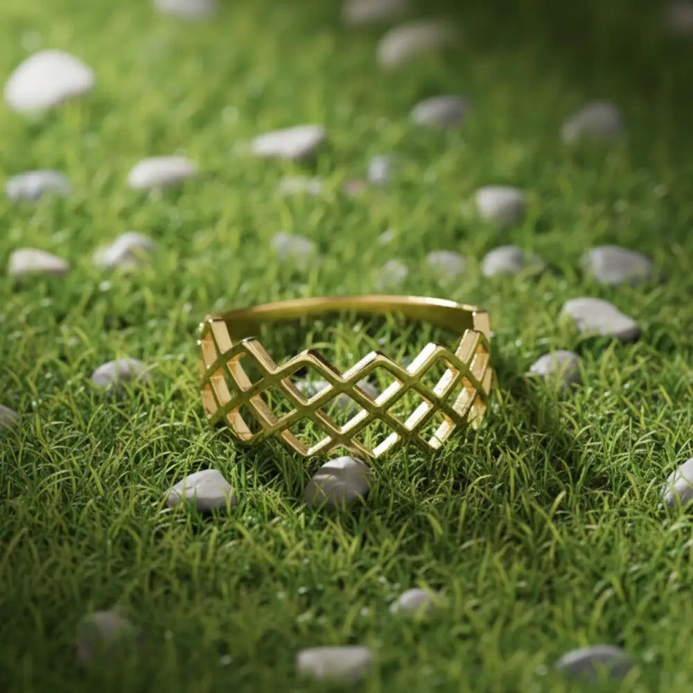 Handcrafted 14K Gold Interwoven Lattice Ring Elegant Geometric Jewelry for Women