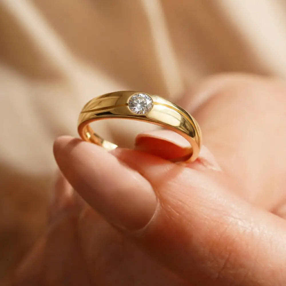 Handcrafted 14K Real Gold Diamond Solitaire Ring Simple Elegant Gold Band with Sparkling
