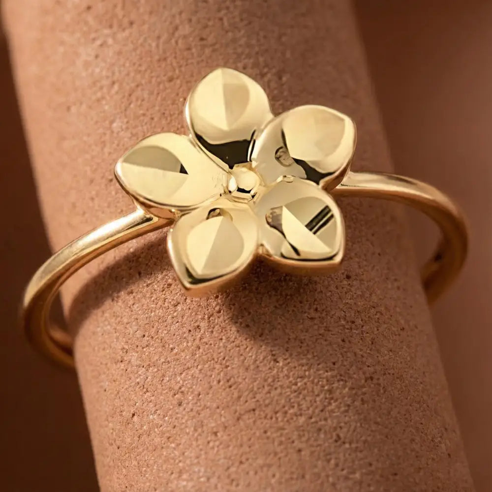 14K Gold Flower Ring Handcrafted Petal-Shaped Floral Design Minimalist Jewelry for Women