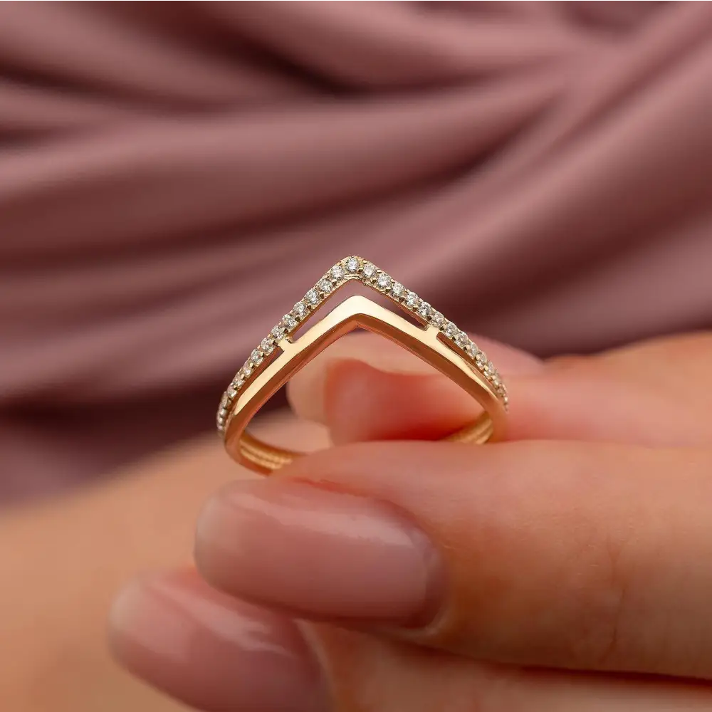 14K Handmade Gold V-Shaped Diamond Ring Elegant Twisted Design with Sparkling Stones
