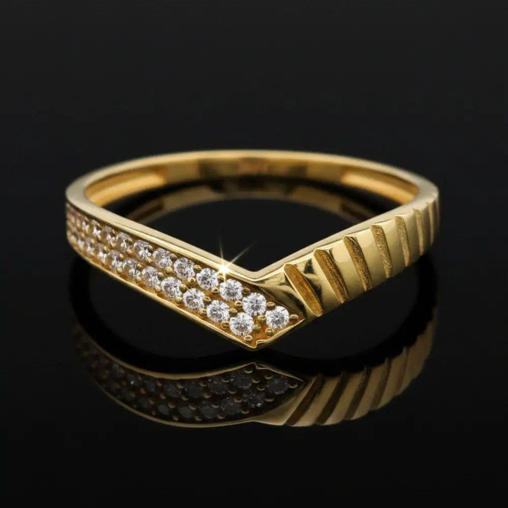 14K Solid Gold Chevron Ring – Curved V Shape Wedding Band with Simulated Diamonds