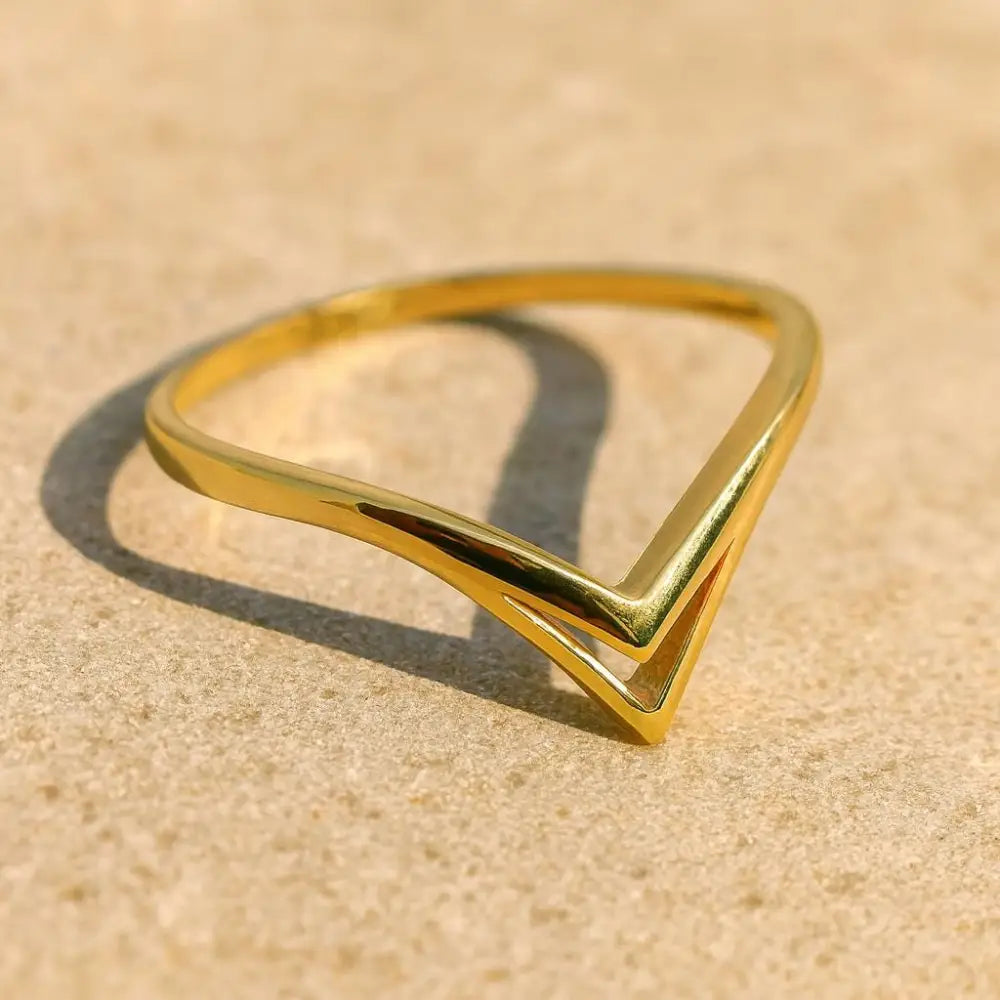 14K Solid Gold Chevron Ring Wavy Wedding Band Wishbone Ring