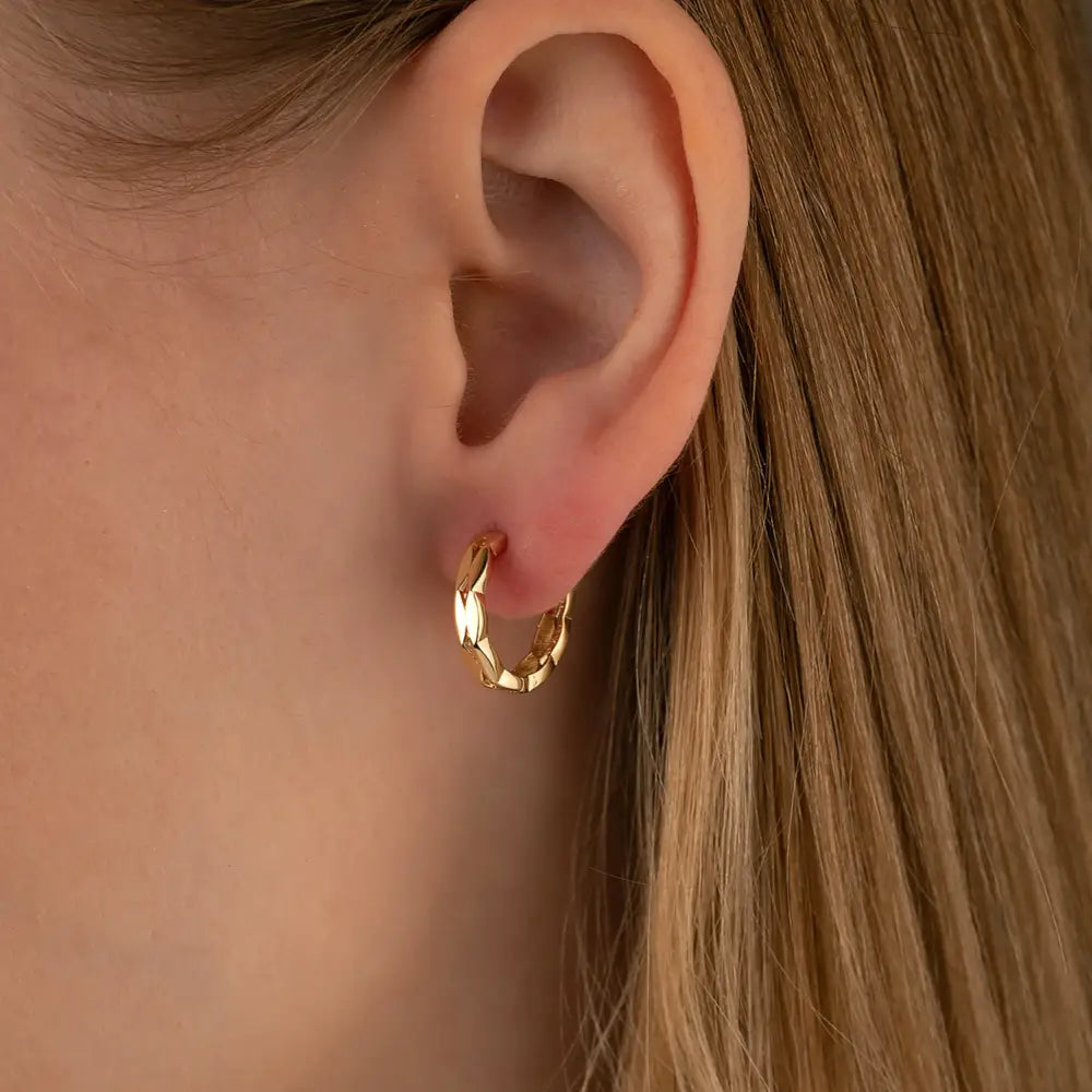 14K Solid Gold Diamond-Cut Huggie Hoop Earrings | 15mm Fancy Everyday Hoops for Women - Hoop Earrings