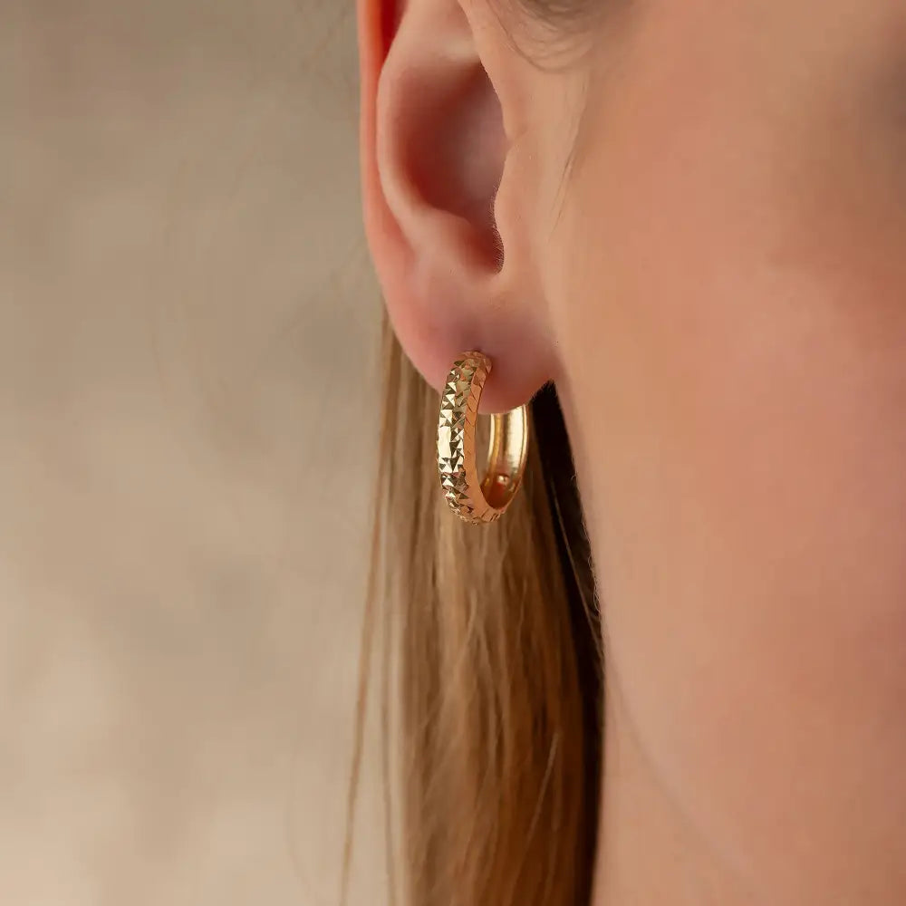 14K Solid Gold Diamond-Cut Huggie Hoop Earrings | 16mm Everyday Hoops for Women 4.5mm Wide - Hoop Earrings