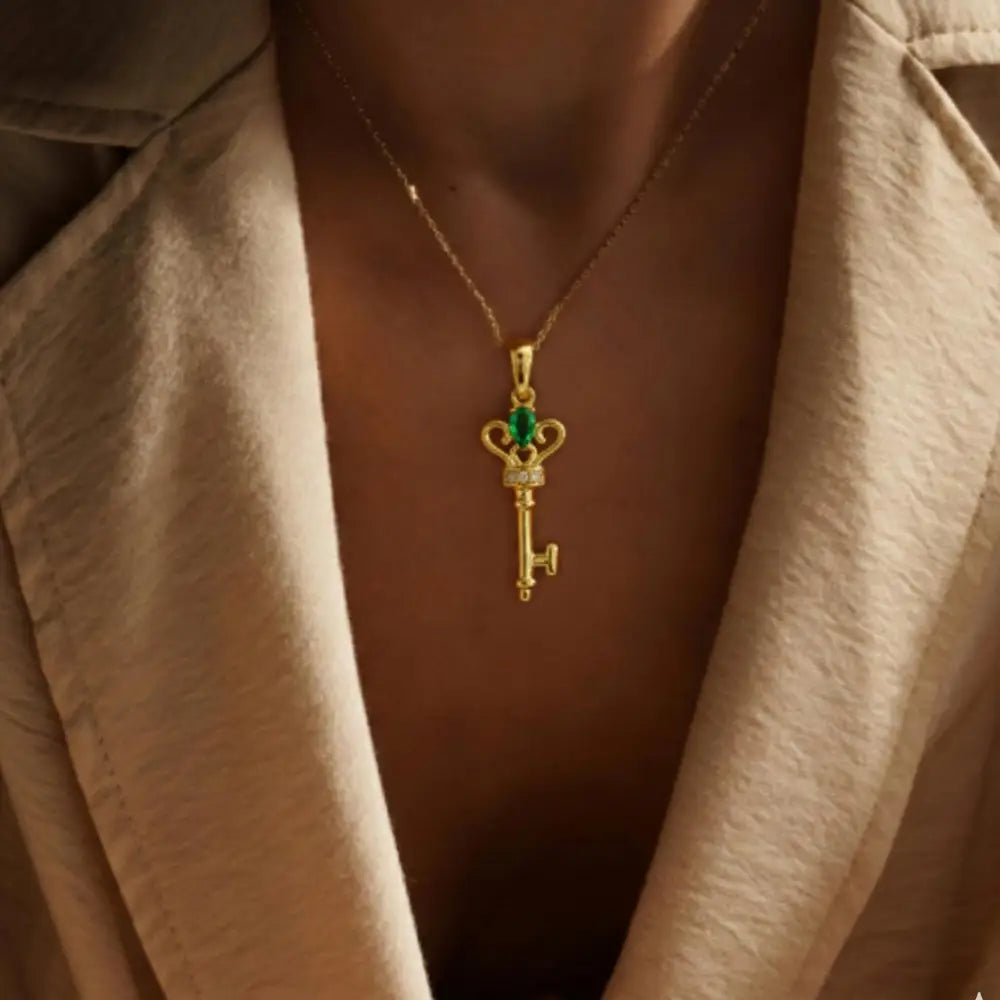 14K Solid Gold Key Necklace Green Emerald Cz Pendant With Heart Design Handmade Jewelry - Jewelry