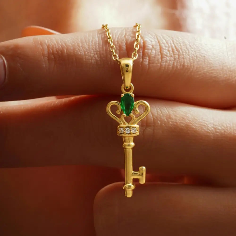 14K Solid Gold Key Necklace Green Emerald Cz Pendant With Heart Design Handmade Jewelry - Jewelry