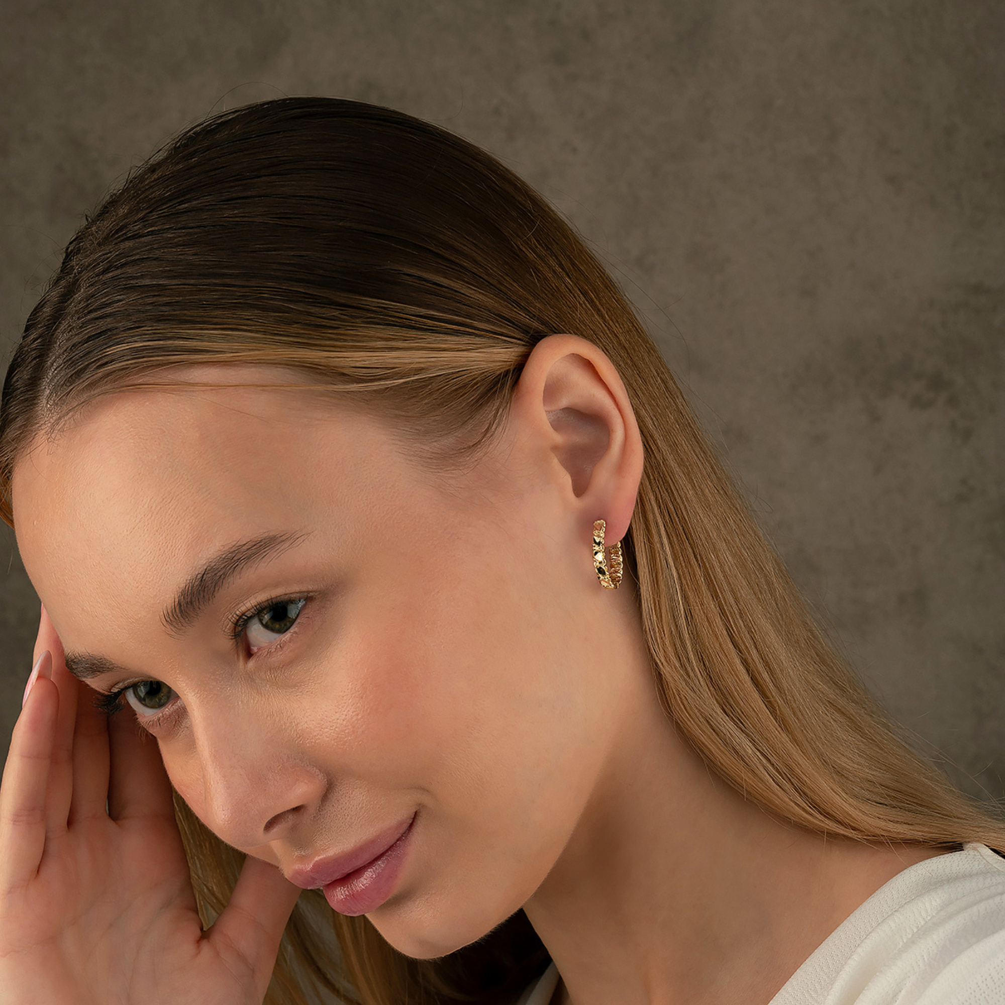 14K Solid Gold Twist Chain Huggie Hoop Earrings | Chunky Ribbed Hoops for Women - Hoop Earrings