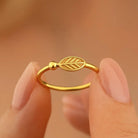 14K Yellow Gold Floral Leaf Band Ring Nature Inspired Wedding Jewelry