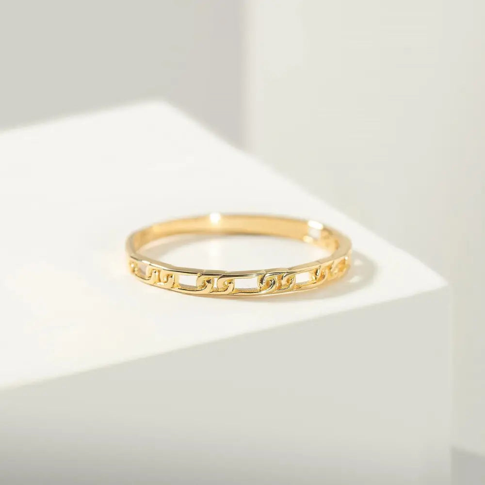 Dainty 14K Gold Chain Ring Elegant Linked Band Design Minimal Stacking Jewelry Gift