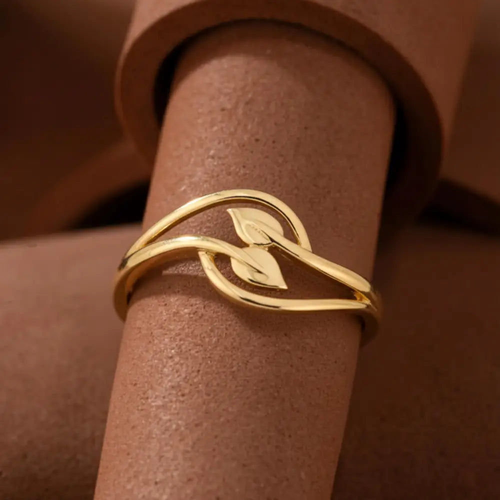 Handcrafted 14K Gold Leaf Ring Dainty Intertwined Solid Gold Jewelry Twisted for Women