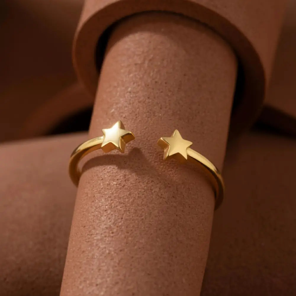 Handmade 14K Solid Gold Star Ring Elegant Band Jewelry for Women