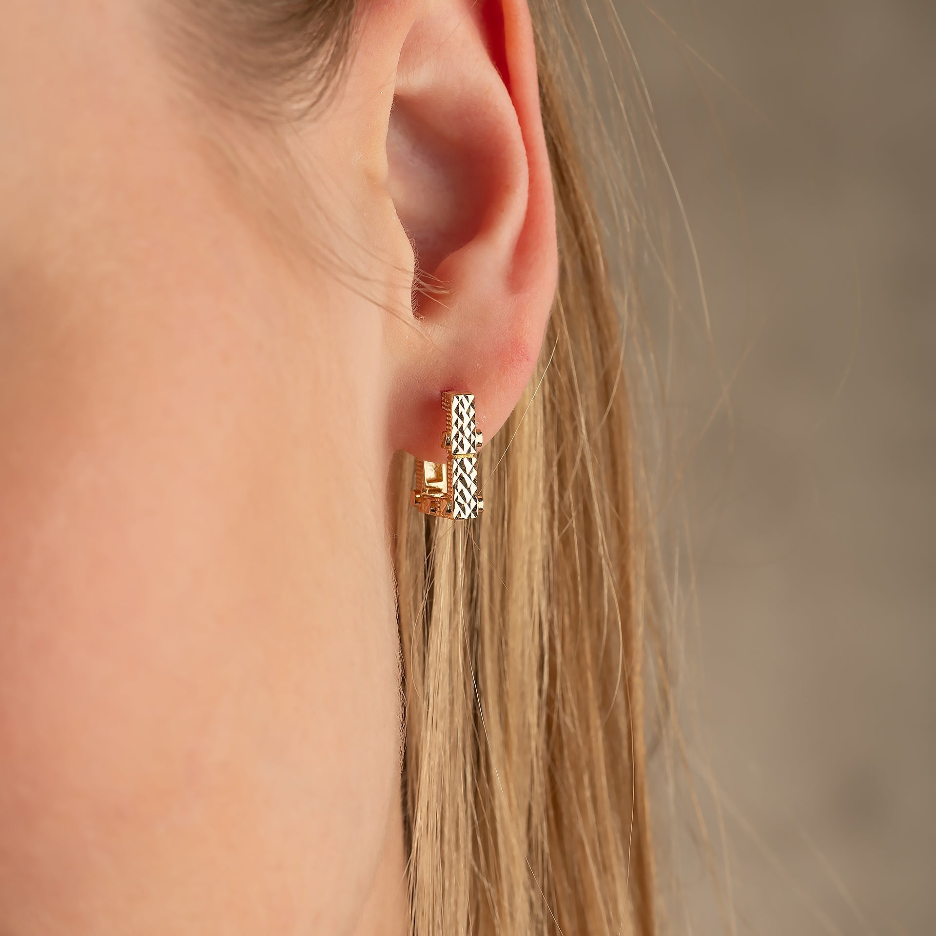 Square Earring Hoops 14K Solid Gold | 14 mm Geometric Square Huggies 4.5 mm Thick Ribbed Gold Earrings - Earrings